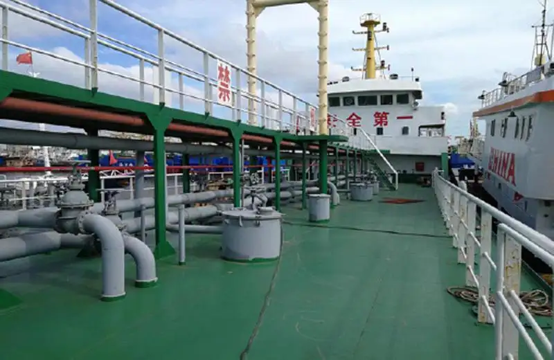 เรือบรรทุกน้ำมัน, เรือบรรทุกสารเคมี สำหรับขาย