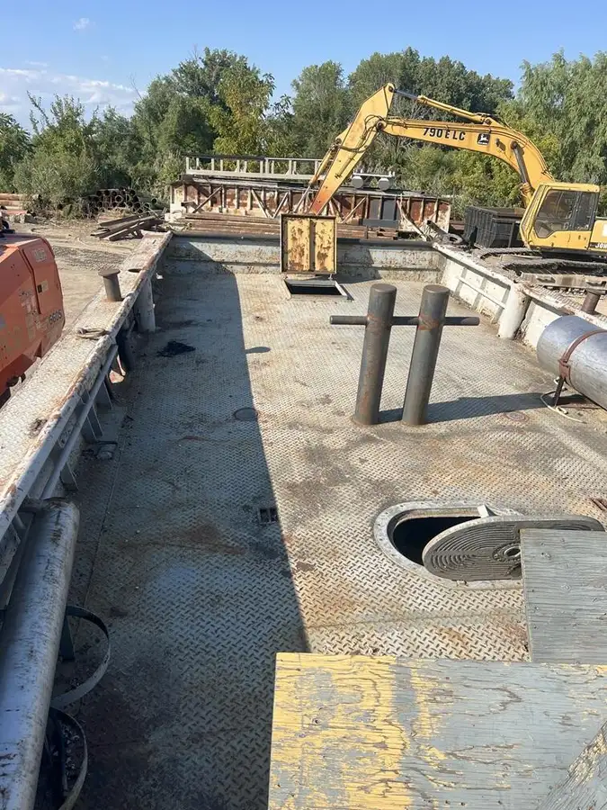 เรือทำงาน สำหรับขาย