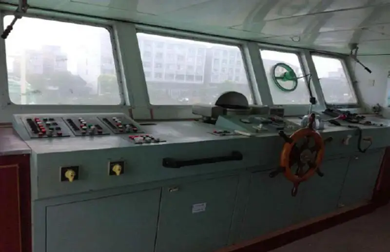 เรือบรรทุกน้ำมัน, เรือบรรทุกสารเคมี สำหรับขาย