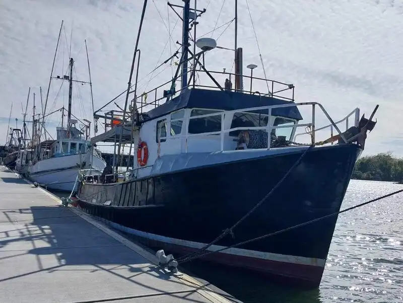 เรือสายยาว สำหรับขาย