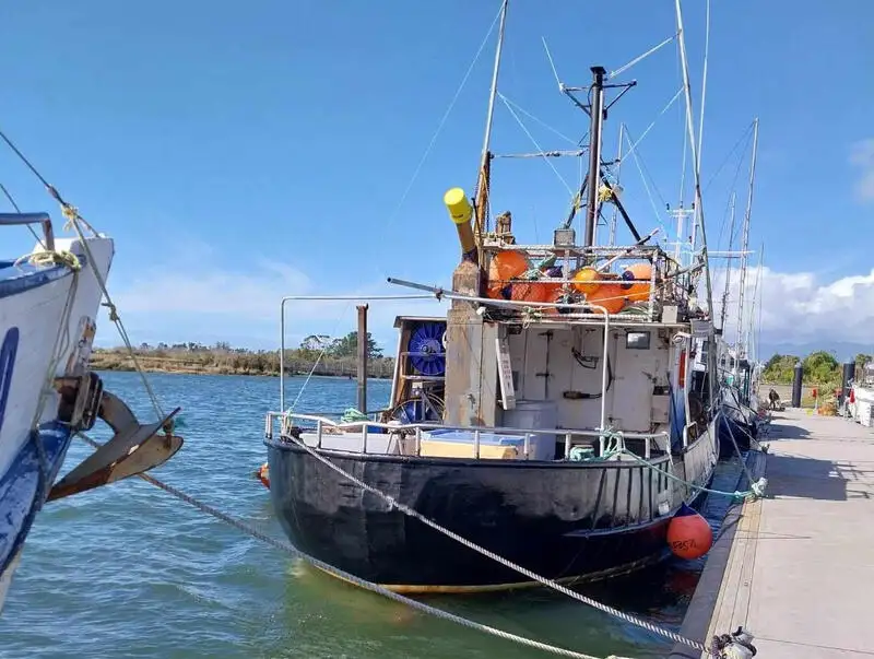 เรือสายยาว สำหรับขาย