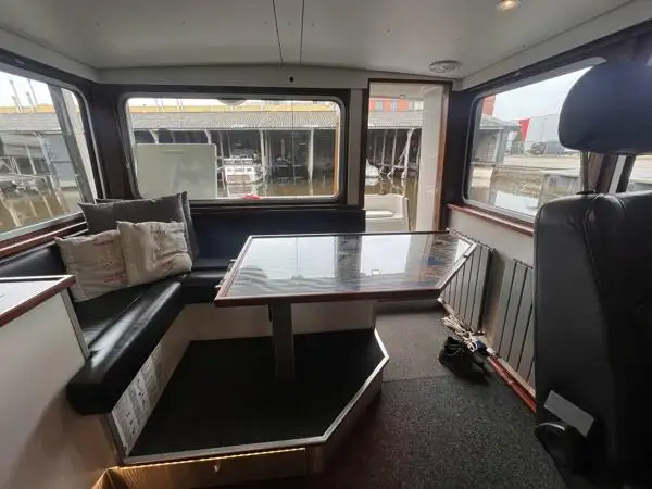 เรือทำงาน สำหรับขาย