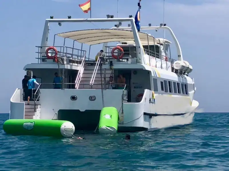 เรือเฟอร์รี่ สำหรับขาย