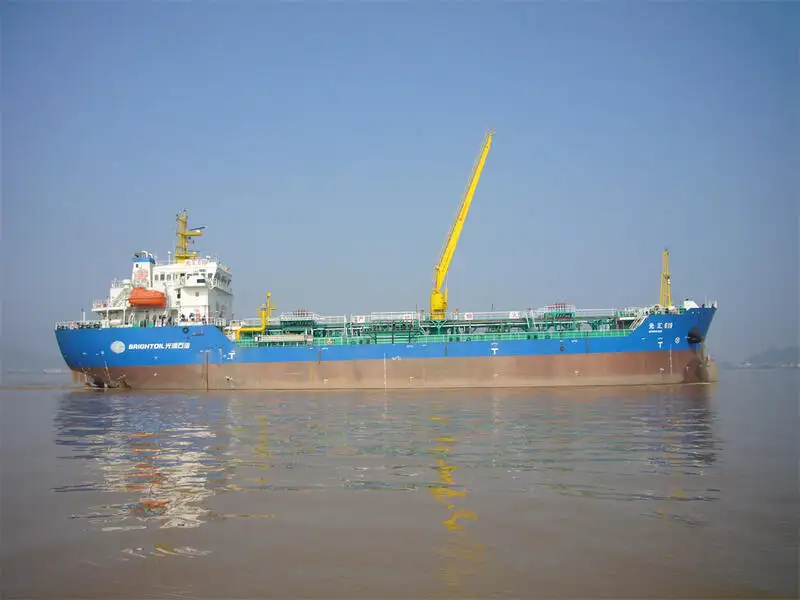 เรือบรรทุกน้ำมัน, เรือบรรทุกสารเคมี สำหรับขาย