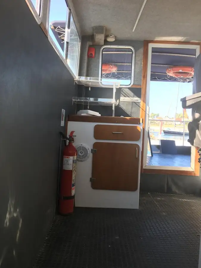 เรือทำงาน สำหรับขาย