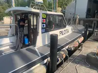 เรือนำร่อง สำหรับขาย